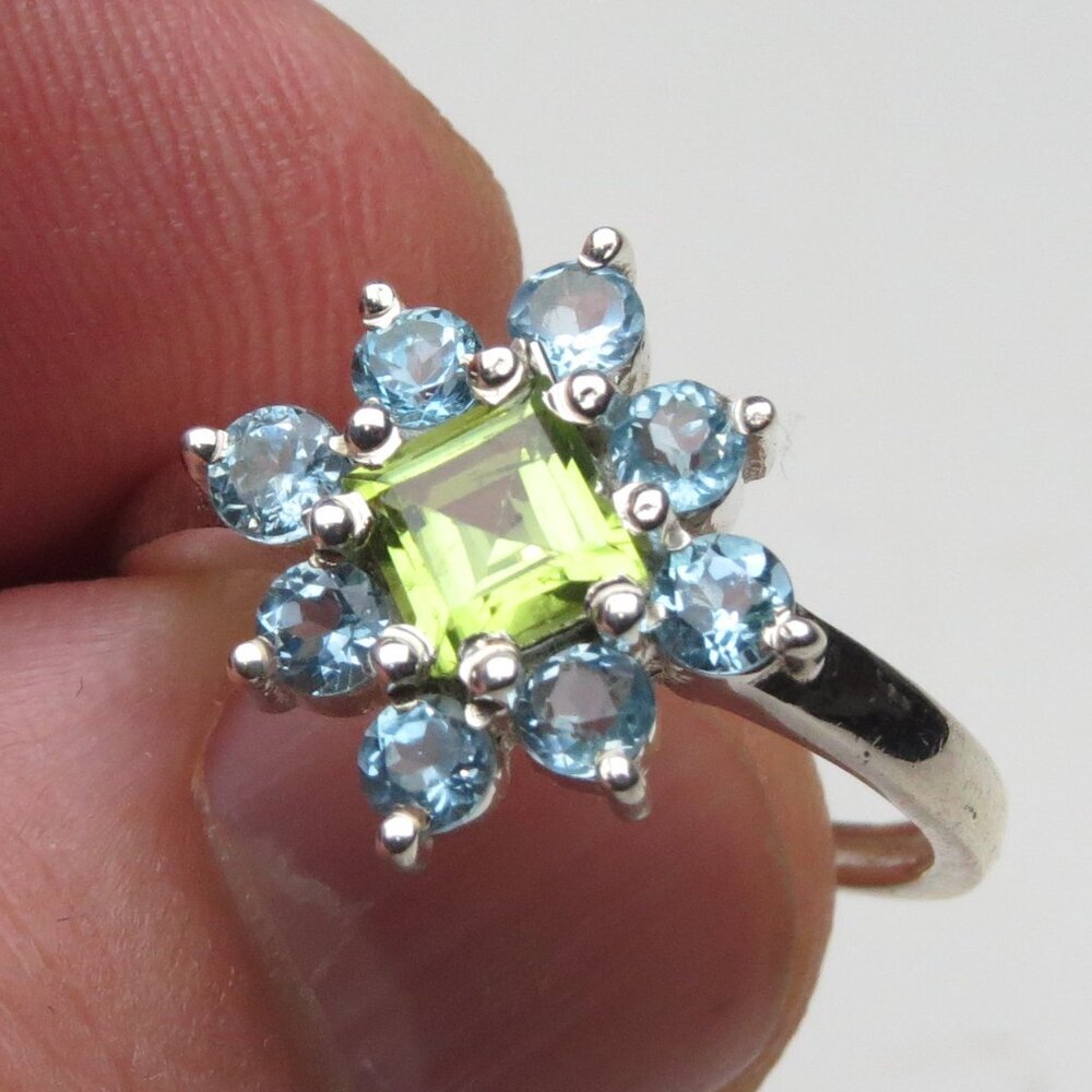 *925 Sterling Silver Topaz Peridot Ring
